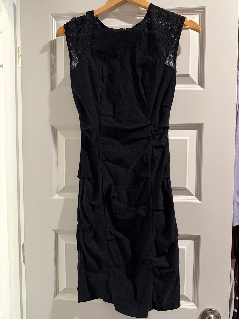 Elegant Black Midi Dress with Lace Shoulders